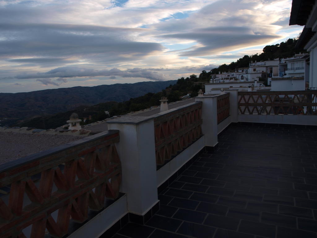 Apartamentos El Mirador Bérchules Kültér fotó